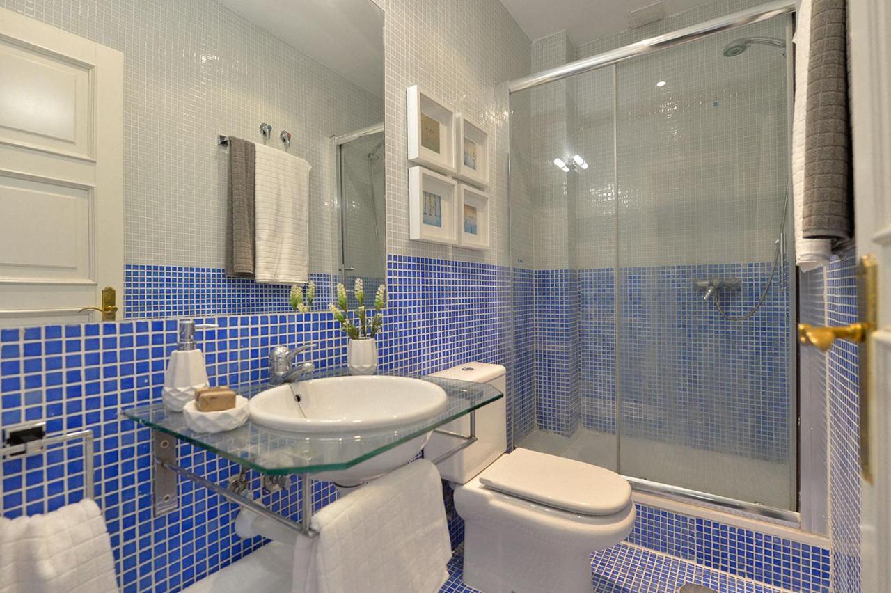 Homeabout Puerta Del Sol Premium Мадрид Экстерьер фото