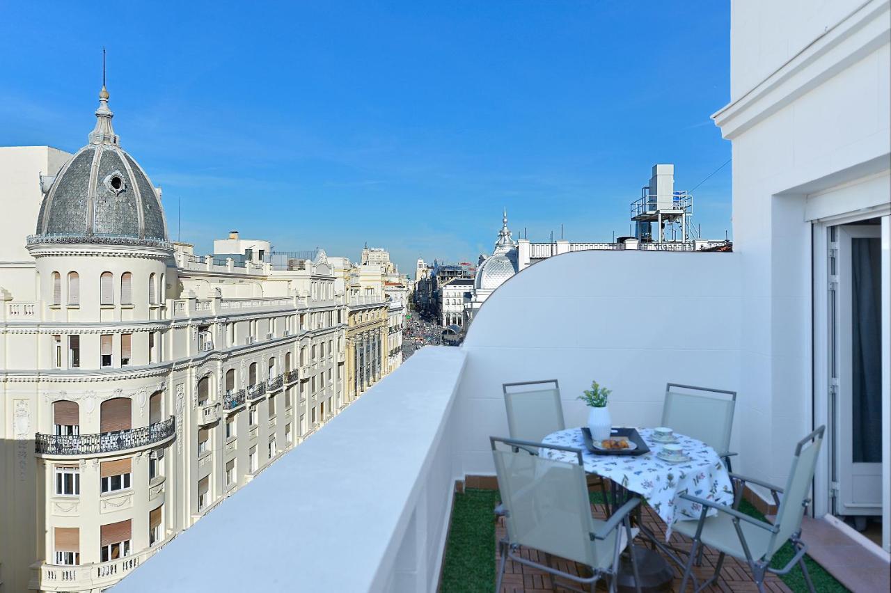 Homeabout Puerta Del Sol Premium Мадрид Экстерьер фото